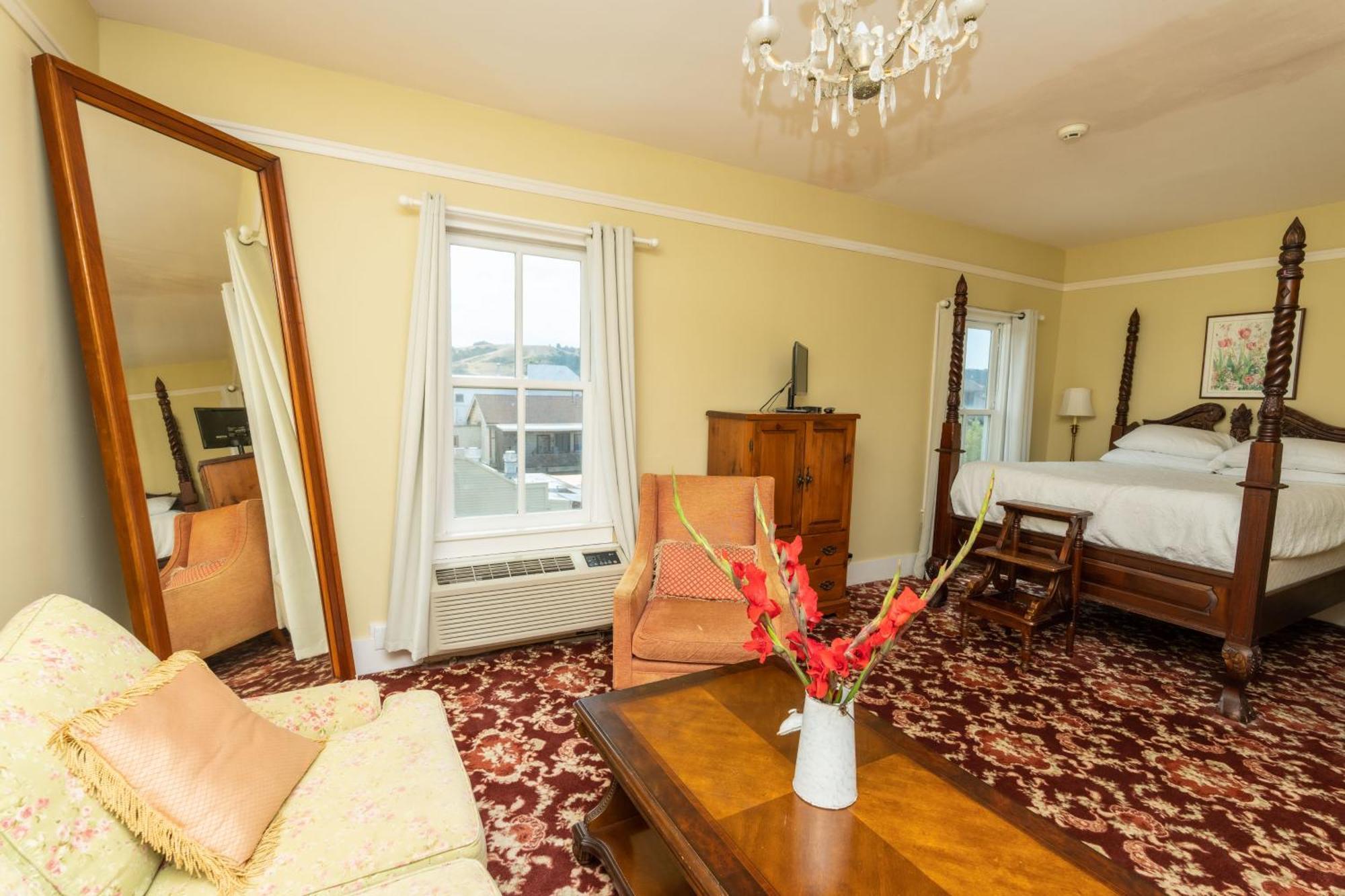 Union Hotel Benicia Εξωτερικό φωτογραφία