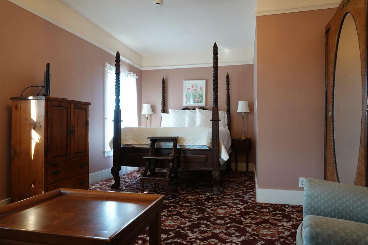 Union Hotel Benicia Εξωτερικό φωτογραφία
