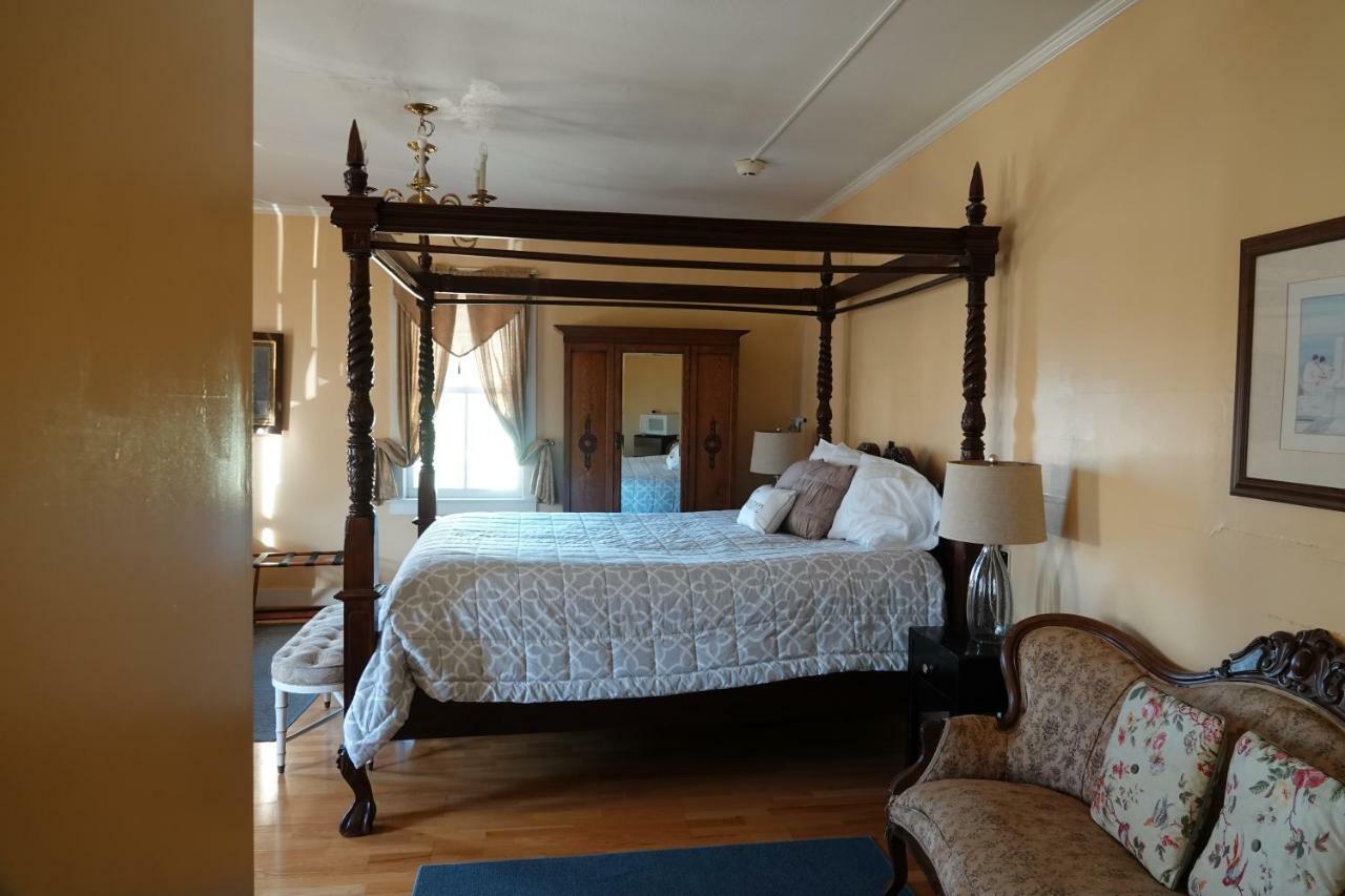 Union Hotel Benicia Εξωτερικό φωτογραφία