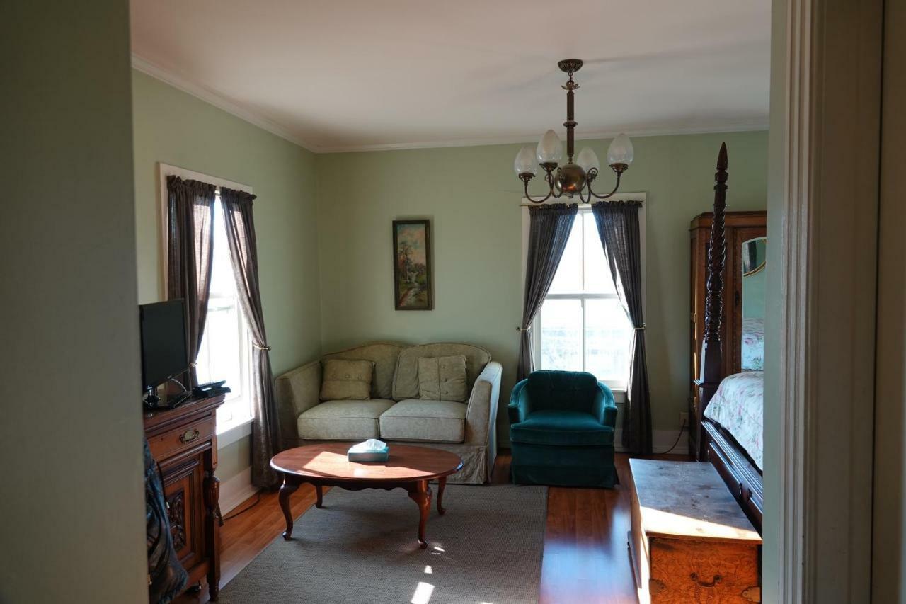 Union Hotel Benicia Εξωτερικό φωτογραφία