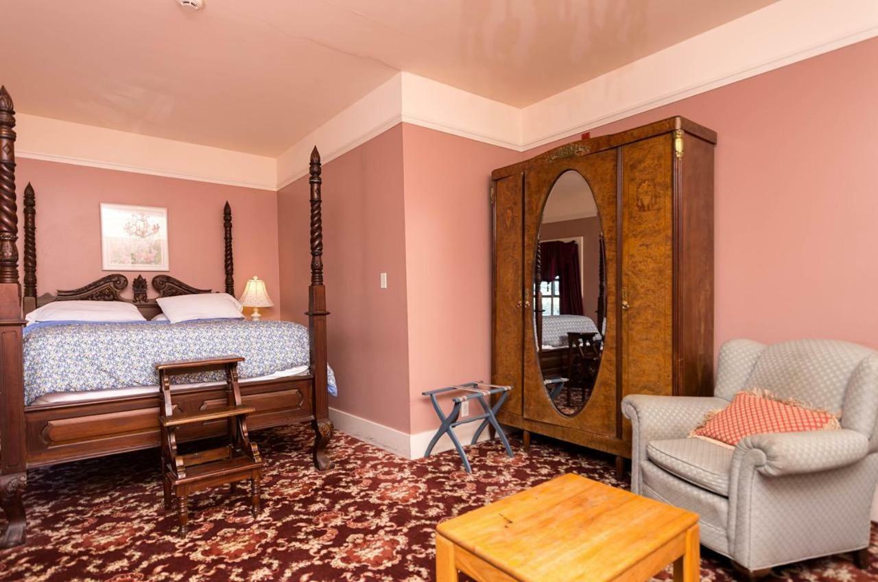 Union Hotel Benicia Εξωτερικό φωτογραφία